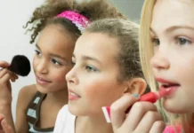 Justiça proíbe trabalho infantil em redes sociais da Meta