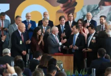 Lula assina decreto da TV 3.0; novo sistema deve começar em 2026