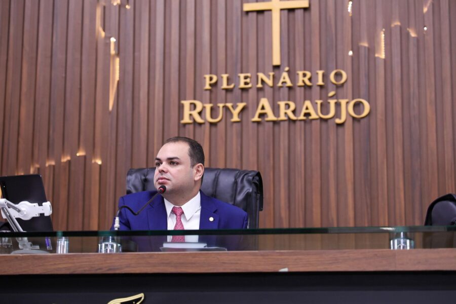 Presidente-Roberto-Cidade-destaca-leis-de-sua-autoria-de-valorizacao-da-vida-e-fortalecimento-das-politicas-de-saude-mental-Foto-Herick-Pereira