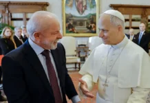 Lula se reúne com papa Leão XIV, pela primeira vez, no Vaticano