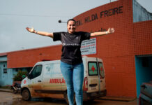 Servidores da educação denunciam coação do prefeito Augusto Ferraz para participarem de evento de sua esposa em Iranduba