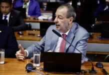 “Justiça Tributária”: Omar Aziz defende a isenção de pagamento do Imposto de Renda para pessoas que recebem até R$ 5 mil