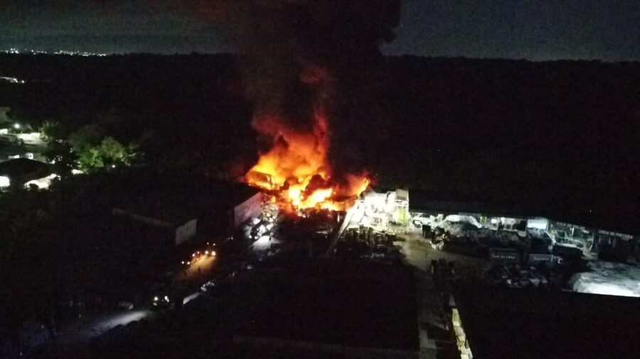 7F6AF96D-9C01-4CB7-B3EF-4FC8419E39B6