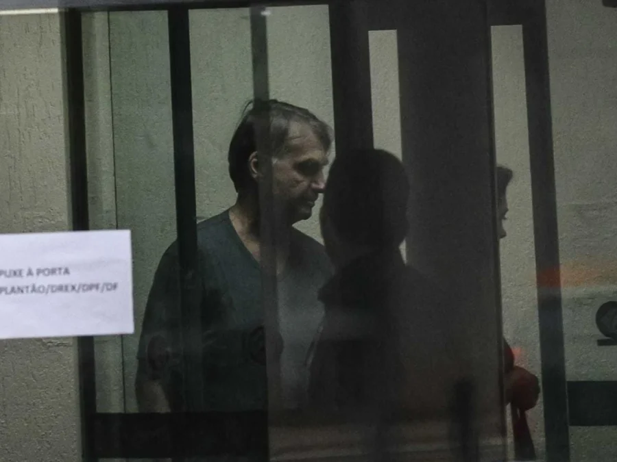 bolsonaro na cadeia