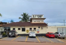 Mãe e padrasto são presos por estupro e favorecimento à prostituição contra a adolescente, em Presidente Figueiredo