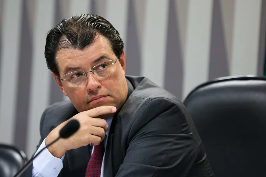 senador-eduardo-braga