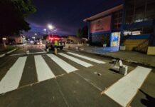 Prefeitura de Parintins inicia pintura de faixas de pedestres em frente às escolas do município