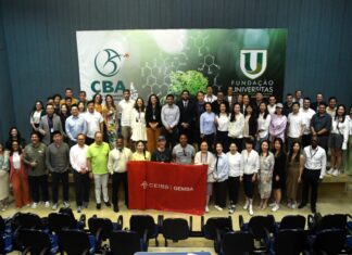 Zona Franca de Portas Abertas atende a acadêmicos de instituição de ensino chinesa