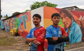 Em Parintins, artistas transformam muros em memória viva com histórias, valorização cultural e identidade amazônica