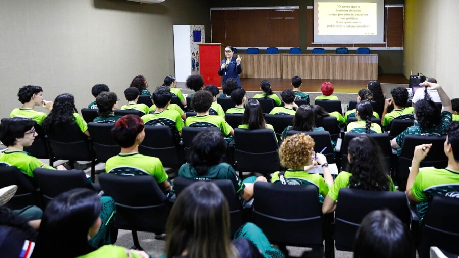 Escola-do-Legislativo-da-Aleam-divulga-programacao-de-cursos-para-primeira-semana-de-junho-Foto-Alberto-Cesar-Araujo-Aleam