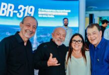 Prefeita de Manacapuru, Valciléia Maciel, participa de encontro com presidente Lula e mais de 50 prefeitos no Amazonas