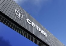 Governador Roberto Cidade inaugura sétima escola do Cetam em Manaus e lança edital para cursos presenciais na unidade