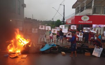 Protesto por m0rt3 de jovem fecha rua na Cidade de Deus em Manaus