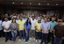 Wilson Lima ouve demandas de esportistas e moradores durante agenda na zona Leste de Manaus