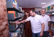 Governador Roberto Cidade inaugura biblioteca do Centro de Estudos Superiores da UEA em Itacoatiara