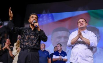 Roberto Cidade participa de ato de apoio com lideranças evangélicas em Manaus