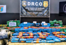 Polícia apreende 2,5 toneladas de cocaína e fuzil em operação no município de Codajás