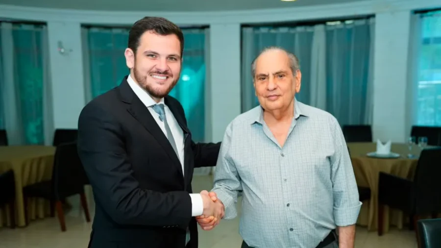 prefeito-renato-junior-fortalece-dialogo-com-fecomercio-am-p-e1785508631511