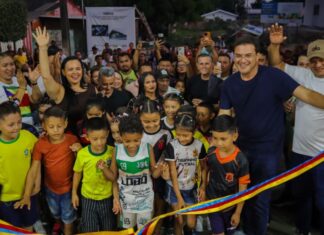 Prefeitura de Parintins entrega 50ª obra e fortalece esporte, cultura e lazer no Distrito do Mocambo