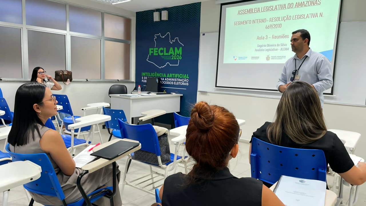Escola-do-Legislativo-da-Aleam-promove-semana-de-capacitacao-cidadania-e-acoes-educativas-Foto-Alberto-Cesar-Araujo-Aleam