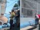 Caminhão carregado de água tomba e espalha carga na zona Sul de Manaus