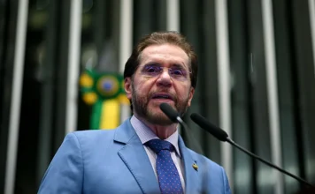 Plínio celebra reforço do PSDB no Senado e cobra votação de PEC que protege o PIX
