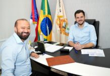 Prefeito Renato Junior anuncia que Manaus supera Rio de Janeiro e São Paulo ao registrar o melhor desempenho entre as três maiores redes municipais de ensino do Brasil