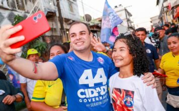 Roberto Cidade destaca propostas para a educação durante caminhada no Santo Agostinho