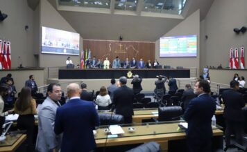 Aleam aprova 20 matérias durante Ordem do Dia e promulga cinco decretos legislativos