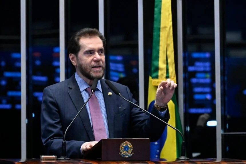 plínio valério