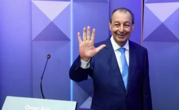 A poucas horas do segundo turno, Omar destaca propostas e experiência no último debate eleitoral