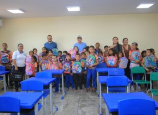 Mateus Assayag chega a 64 obras entregues com inauguração de duas escolas em Parintins
