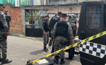 Suposta bomba é encontrada próximo a local de votação no Novo Aleixo