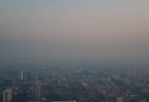 Prefeitura de Manaus suspende as aulas nesta terça-feira (13/10), por conta da fumaça